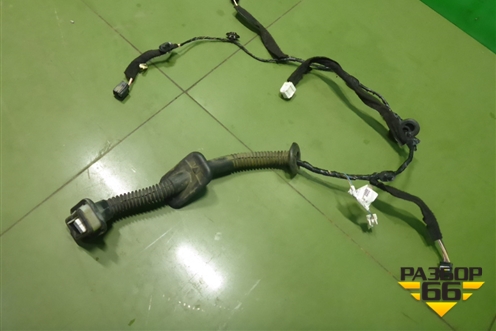 Проводка двери передней правой (241251878R) для Renault Logan II с 2012г
