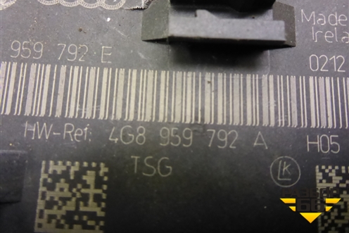 Блок комфорта (двери передней правой) (4G8959792A) для Audi A6 (C7) с 2011-2018г