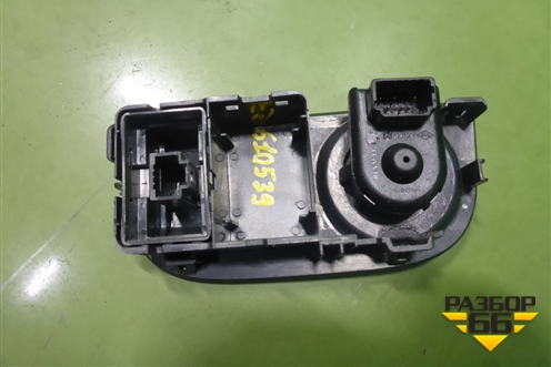 Переключатель регулировки зеркал (684937116R) для Renault Logan II с 2012г