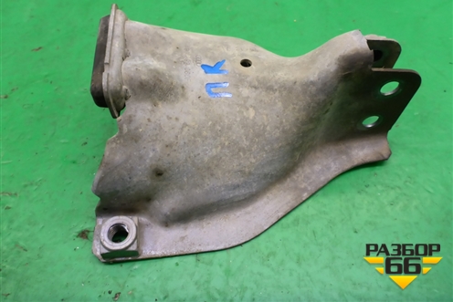 Кронштейн опоры двигателя (4G0399060F) для Audi A6 (C7) с 2011-2018г