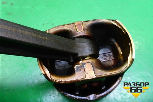 Поршень с шатуном (5.0л 508PN) для Land Rover Range Rover Sport с 2005-2012г
