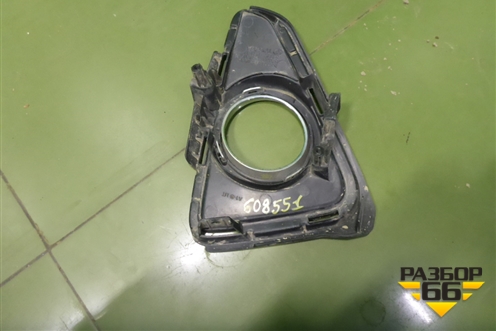 Накладка ПТФ правая (после 2015г) (520300R020) для Toyota Rav-4 с 2012-2019г