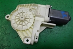 Моторчик стеклоподъёмника задний правый для Land Rover Range Rover Sport с 2005-2012г