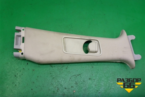 Обшивка стойки центральная верхняя правая (EMG500383) для Land Rover Range Rover Sport с 2005-2012г