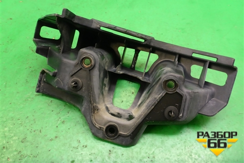 Кронштейн заднего бампера левый (под фонарь) (DQN00051) для Land Rover Range Rover Sport с 2005-2012г