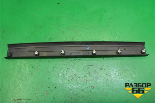Обшивка двери багажника (DED500031) для Land Rover Range Rover Sport с 2005-2012г