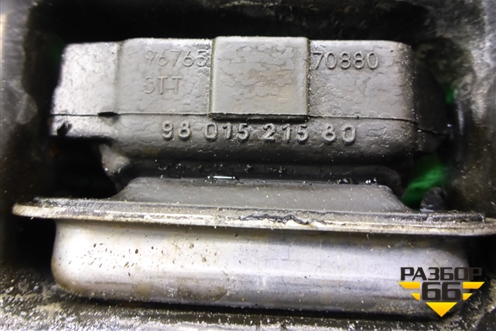 Опора КПП левая (9801521580) для Citroen C-Elysee с 2013г