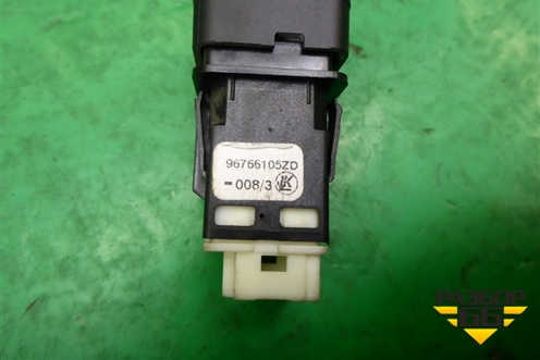 Кнопка открывания багажника (96766105ZD) для Citroen C-Elysee с 2013г