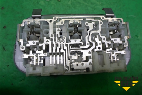 Плафон салонный (9680713880) для Citroen C-Elysee с 2013г