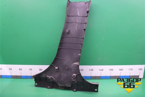 Обшивка стойки центральная нижняя левая (7211A053) для Mitsubishi Outlander XL с 2006-2012г