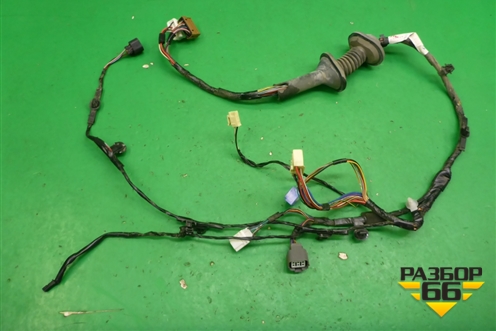 Проводка двери передней левой (8512A465) для Mitsubishi Outlander XL с 2006-2012г