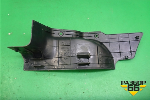 Накладка порога внутренняя заднего правого (7656A038) для Mitsubishi Outlander XL с 2006-2012г