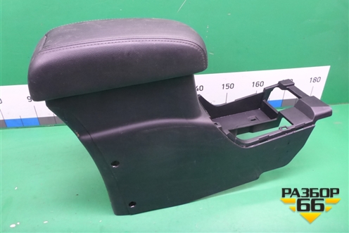 Подлокотник (8011A0837) для Mitsubishi Outlander XL с 2006-2012г