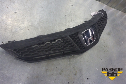 Решетка радиатора (новая) (71121TF0003) для Honda Jazz(GE) с 2008-2014г