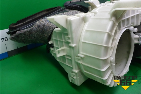 Корпус отопителя для Mitsubishi Outlander XL с 2006-2012г