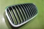 Решетка радиатора левая (до 2013г) (51137200727) для BMW 5-серия F10/F11 с 2009-2016г