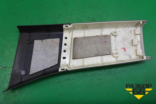Обшивка стойки центральная нижняя правая (51478268852) для Land Rover Range Rover 3 с 2002-2012г