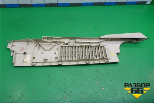 Держатель задней полки правый (8H4213511AAW) для Land Rover Range Rover 3 с 2002-2012г