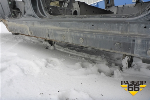 Порог со стойкой правый для Land Rover Range Rover 3 с 2002-2012г