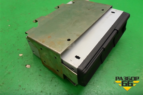 Проигрыватель CD/DVD чейнджер (XQE500560) для Land Rover Range Rover 3 с 2002-2012г