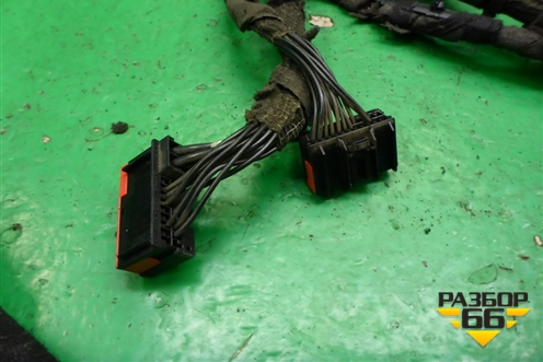 Проводка двери передней левой (AH4214631ABC) для Land Rover Range Rover 3 с 2002-2012г
