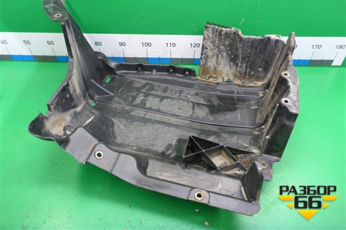 Защита антигравийная правая для Land Rover Range Rover 3 с 2002-2012г