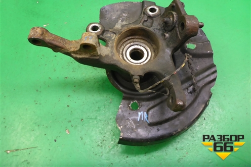 Кулак поворотный передний правый для Land Rover Range Rover 3 с 2002-2012г