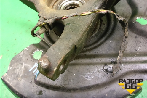 Кулак поворотный передний правый для Land Rover Range Rover 3 с 2002-2012г