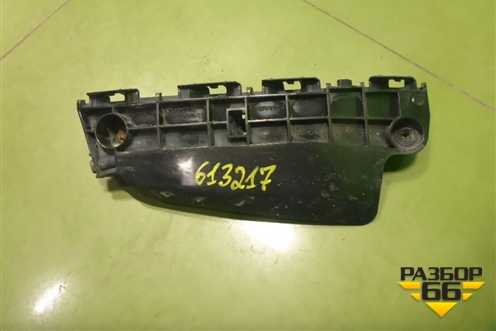 Кронштейн переднего бампера правый (до 2015г) (5211560141) для Toyota Land Cruiser (200) с 2008г