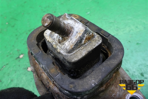 Опора двигателя (4.4л 448DT) (7H426A003AB) для Land Rover Range Rover 3 с 2002-2012г