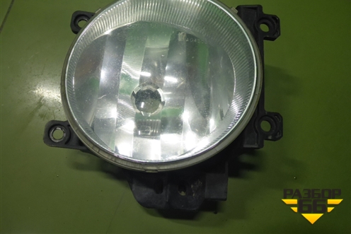 Фара противотуманная правая (после 2012г до 2015г) (8121060180) для Toyota Land Cruiser (200) с 2008г