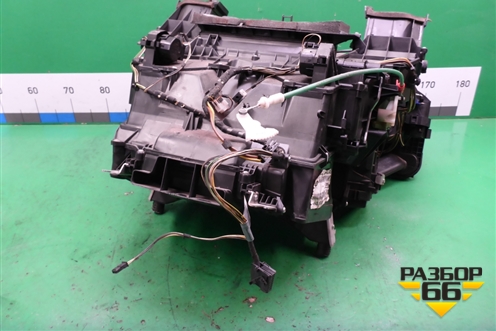 Корпус отопителя (AH4218C424AA) для Land Rover Range Rover 3 с 2002-2012г