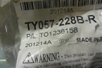Петля капота правая (новая дубликат) (TO1236158) для Toyota Yaris с 2005-2011г