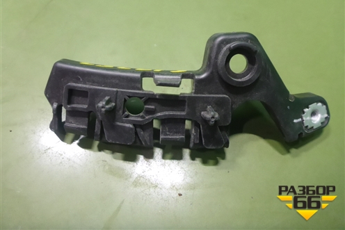Кронштейн переднего бампера левый (новый) (620940001R) для Renault Megane 3 с 2008-2016г