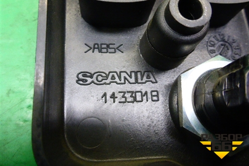 Рамка под кнопки  (1433018) для Scania  5 P Series с 2004-2016г