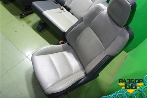 Сиденья комплект для Toyota Rav-4 с 2012-2019г