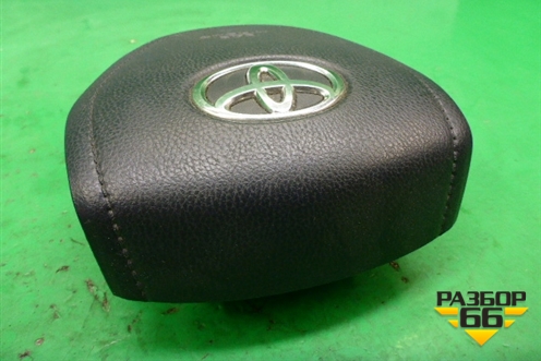 Подушка безопасности в рулевое колесо для Toyota Rav-4 с 2012-2019г