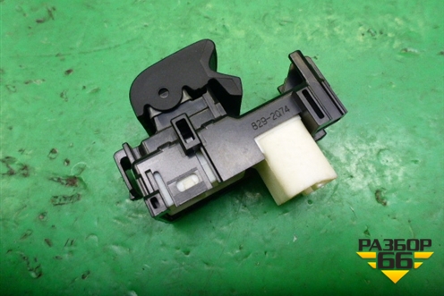 Кнопка стеклоподъёмника для Toyota Rav-4 с 2012-2019г