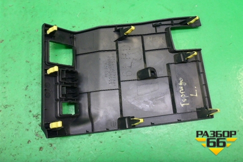 Накладка на торпедо левая (555450R050) для Toyota Rav-4 с 2012-2019г