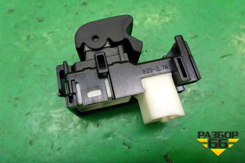 Кнопка стеклоподъёмника для Toyota Rav-4 с 2012-2019г