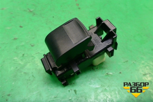 Кнопка стеклоподъёмника для Toyota Rav-4 с 2012-2019г