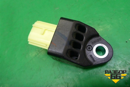Датчик AIR BAG (задний) (8983112030) для Toyota Rav-4 с 2012-2019г