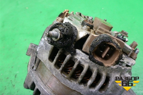 Генератор (2.5л 2AR) для Toyota Rav-4 с 2012-2019г
