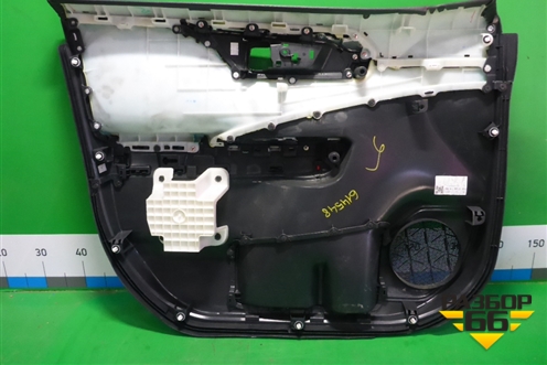 Обшивка двери передней правой под электрику (67611X1B34) для Toyota Rav-4 с 2018г