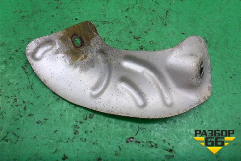 Экран тепловой (171680V020) для Toyota Rav-4 с 2012-2019г