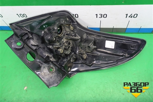 Фонарь задний наружный правый (после 2015г) (8155042201) для Toyota Rav-4 с 2012-2019г