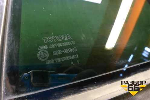 Стекло двери задней правой форточка для Toyota Rav-4 с 2012-2019г