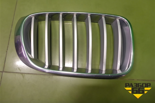 Решетка радиатора правая (до 2014г) (51117210726) для BMW X3 F25 с 2010-2017г
