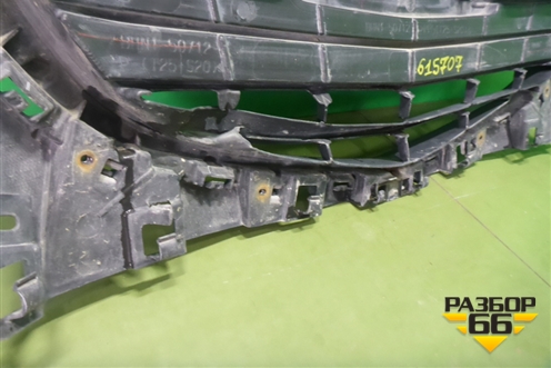 Решетка радиатора (BHN150712) для Mazda Mazda 3 (BM) с 2013-2019г