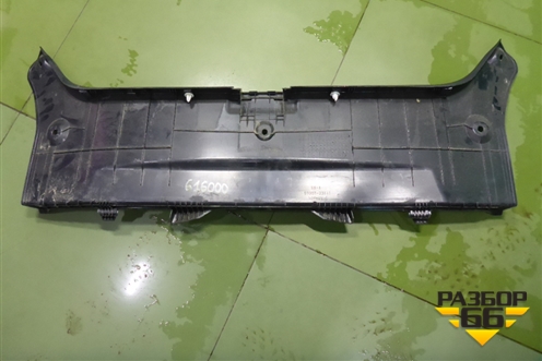 Обшивка багажника на заднюю панель (5838733111) для Toyota Camry V70 с 2017г